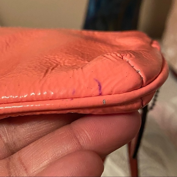 Coach Patent Leather Wristlet coral/pink - Picture 10 of 11